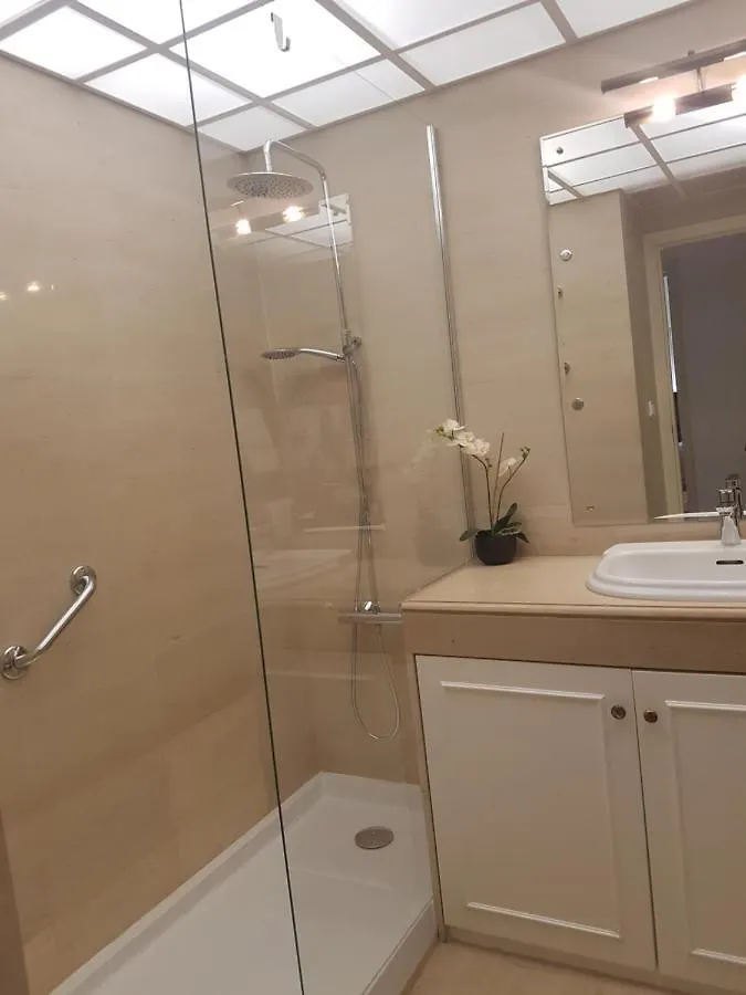 Appartement Espaçoso apartamento junto ao metro Lisboa